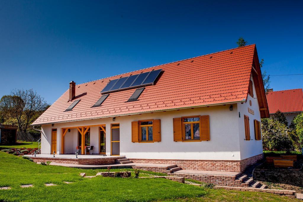 Rozmaring Vendégház Zengovarkony Exterior foto